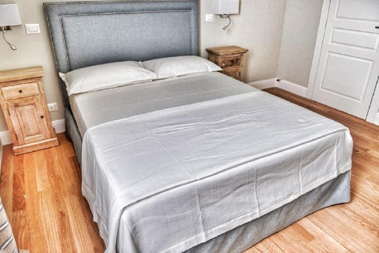 Domus D'Angelo B&B ฟอร์เมีย ภายนอก รูปภาพ