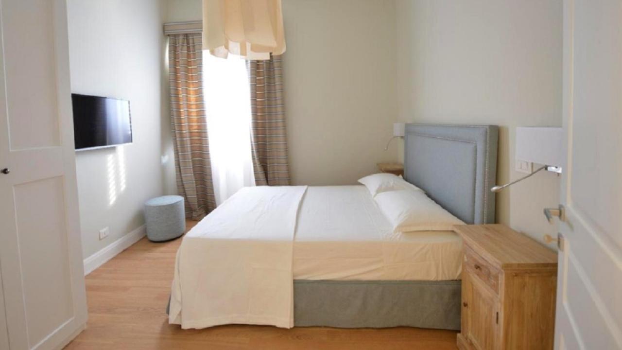 Domus D'Angelo B&B ฟอร์เมีย ภายนอก รูปภาพ