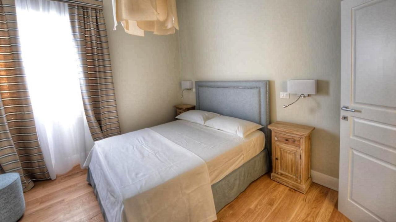 Domus D'Angelo B&B ฟอร์เมีย ภายนอก รูปภาพ